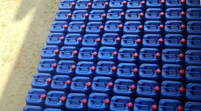 Hydrogen Peroxide (H2O2) Technical Grade Hydrogen Peroxide (H2O2) by ChemXporta